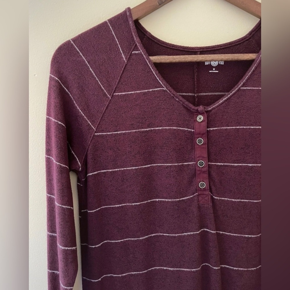 SO Women’s Burgundy Long Henley Shirt 3/4 Sleeves with White Stripes - Picture 2 of 4